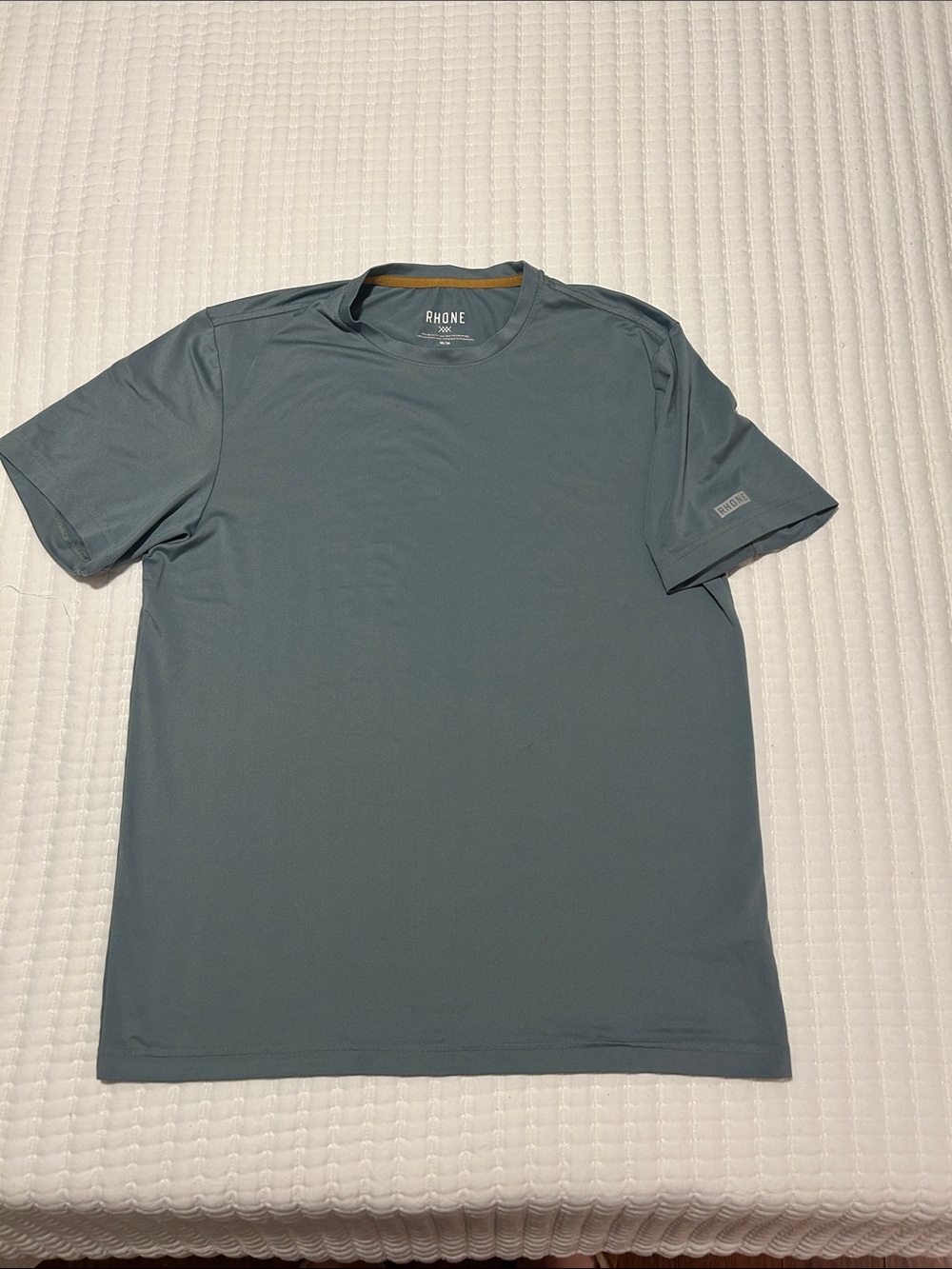 RHONE Men's Short Sleeve Crew Tee - Slate Grey Medium